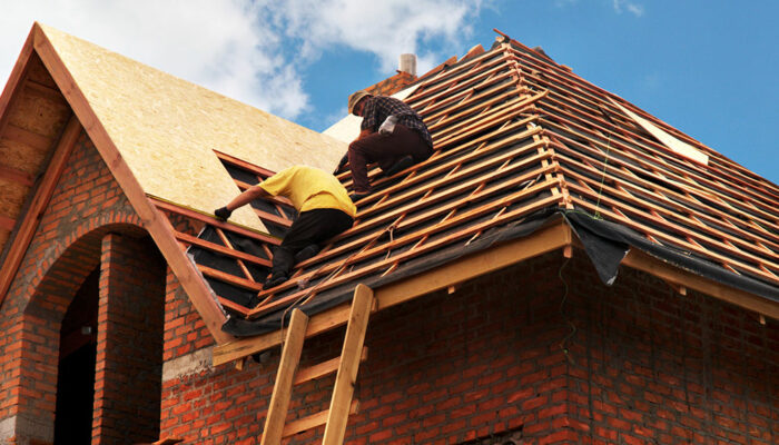 4 common roofing mistakes to avoid during renovation