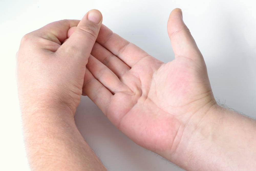 4 warning signs of Dupuytren’s contracture